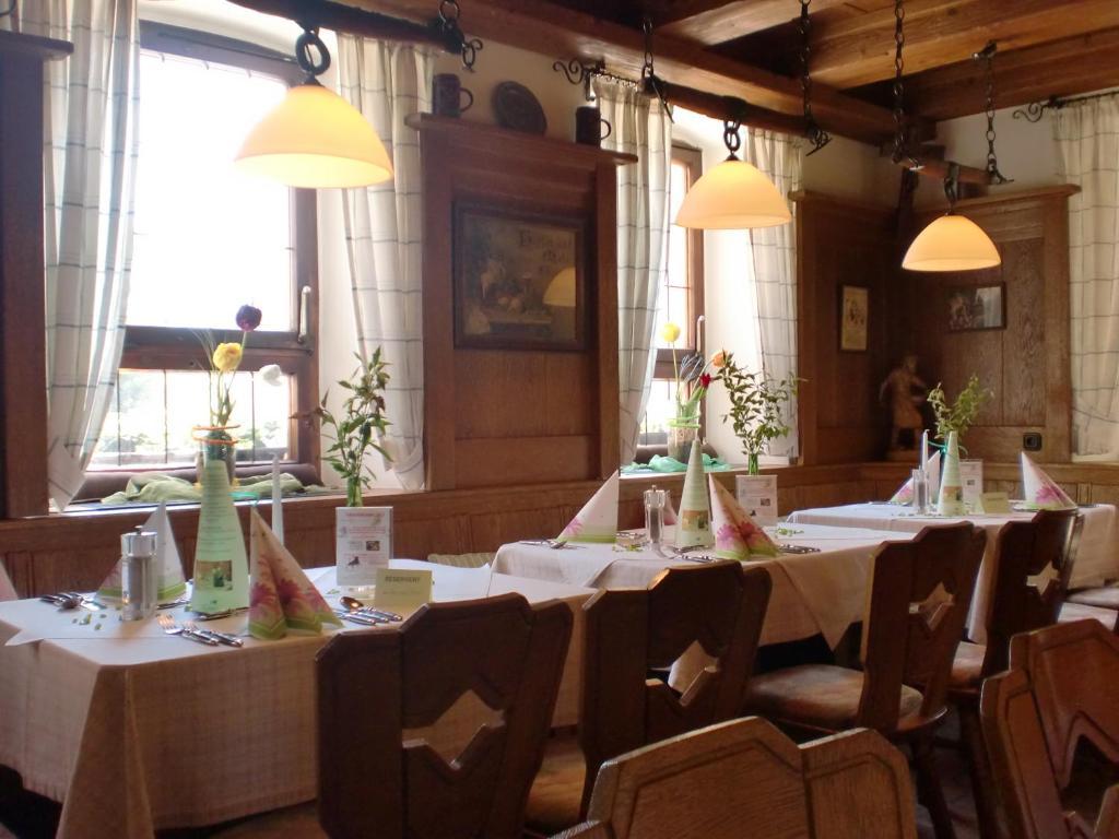 Hotel & Gaestehaus Krone Гайзельвинд Экстерьер фото